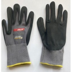 protective gloves: size 10